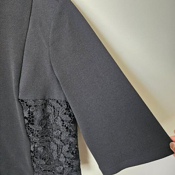 EUC EXPRESS BLACK LACED CUT OUT AT THE BACK SEMI CROPPED TOP SIZE L - Picture 10 of 15